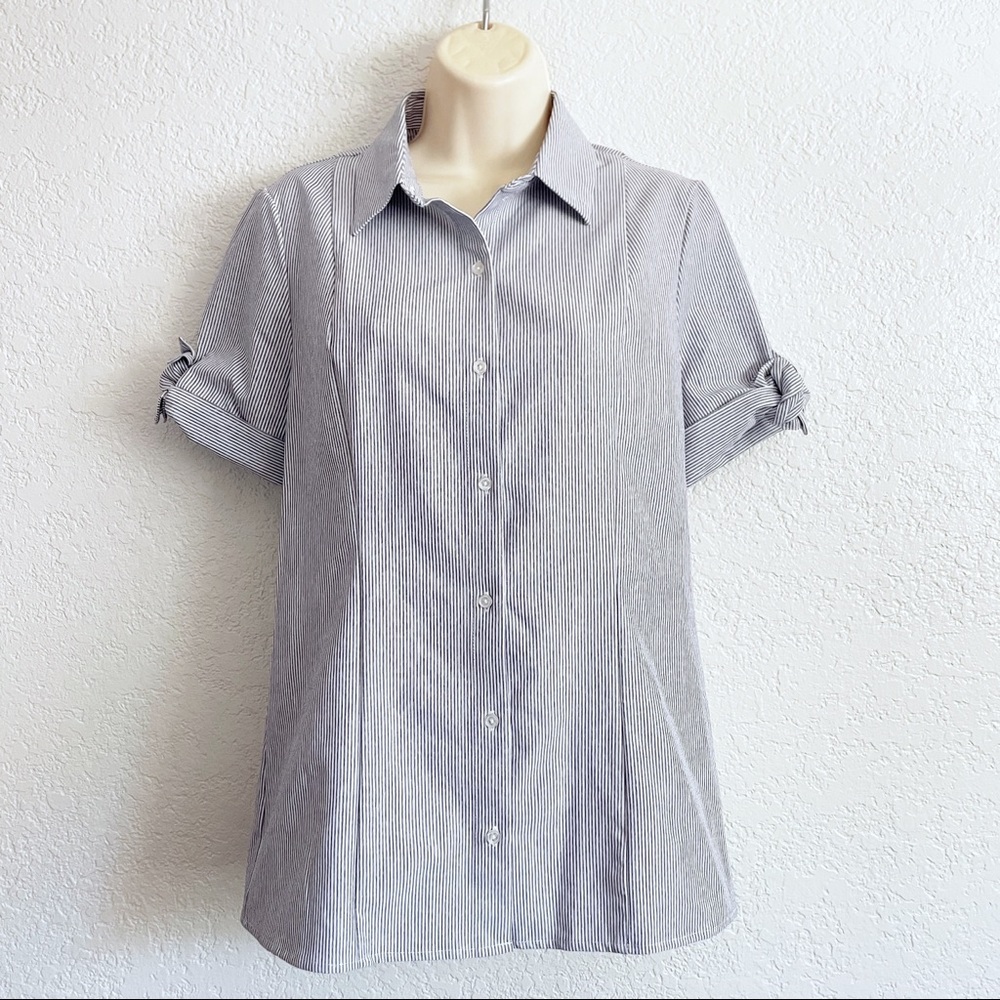 New Tahari Stripe Short Sleeve Knot Bow Button Down Shirt SMALL Blue White